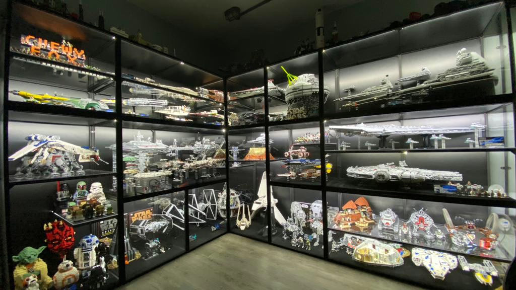 How to Choose the Right Display Case for LEGO